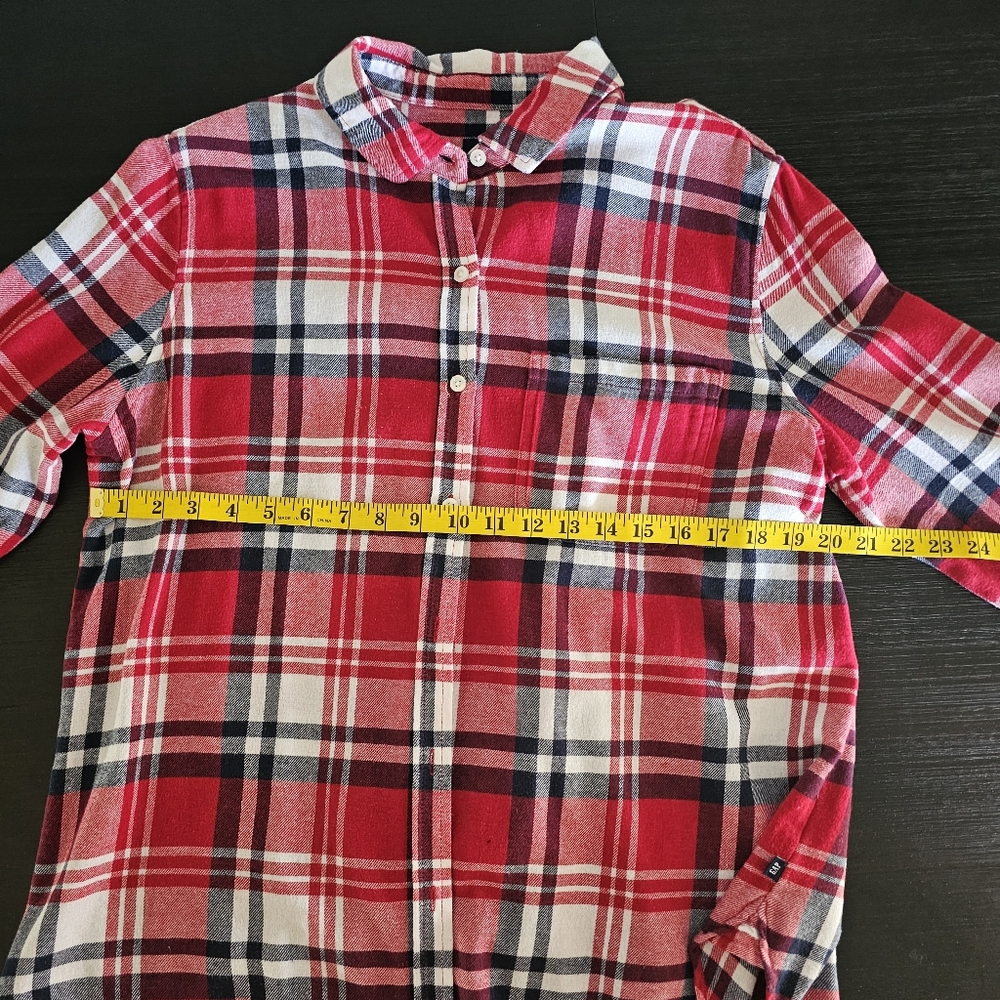 Gap Plain Flannel Large Button Down - image 2